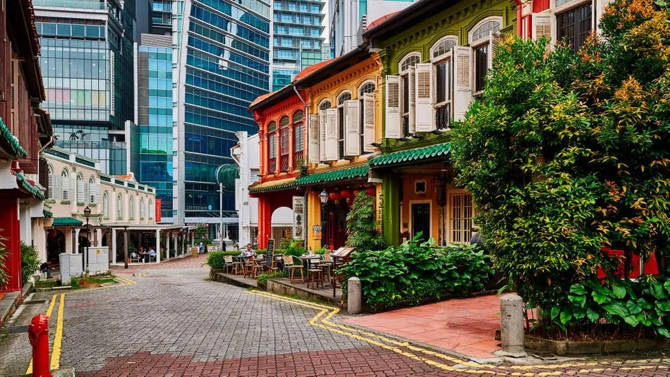 Singapore’s Commitment to Clean and Orderly Roads