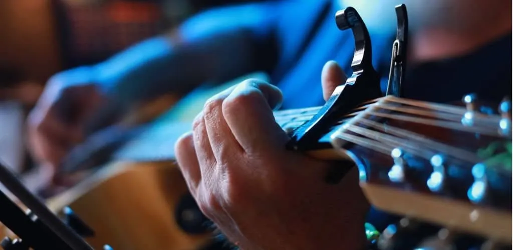 Is It Bad To Leave A Capo On A Guitar?