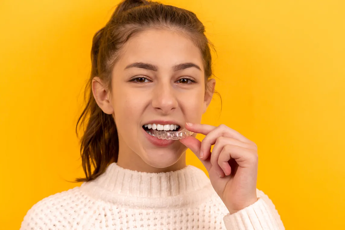 A Beginners Guide To Invisible Aligners — How They Work & Why They’re Better Than Traditional…