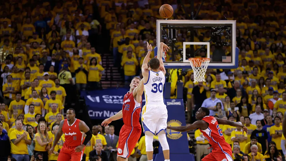 From Underdog to Icon: The Rise of Stephen Curry in Today’s NBA
