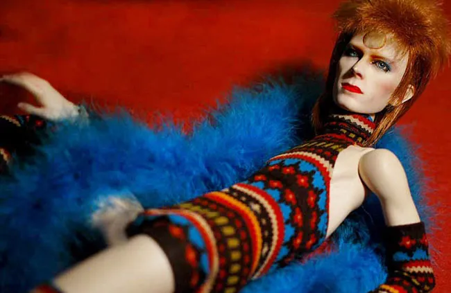 David Bowie — The Father of Modern Androgyny