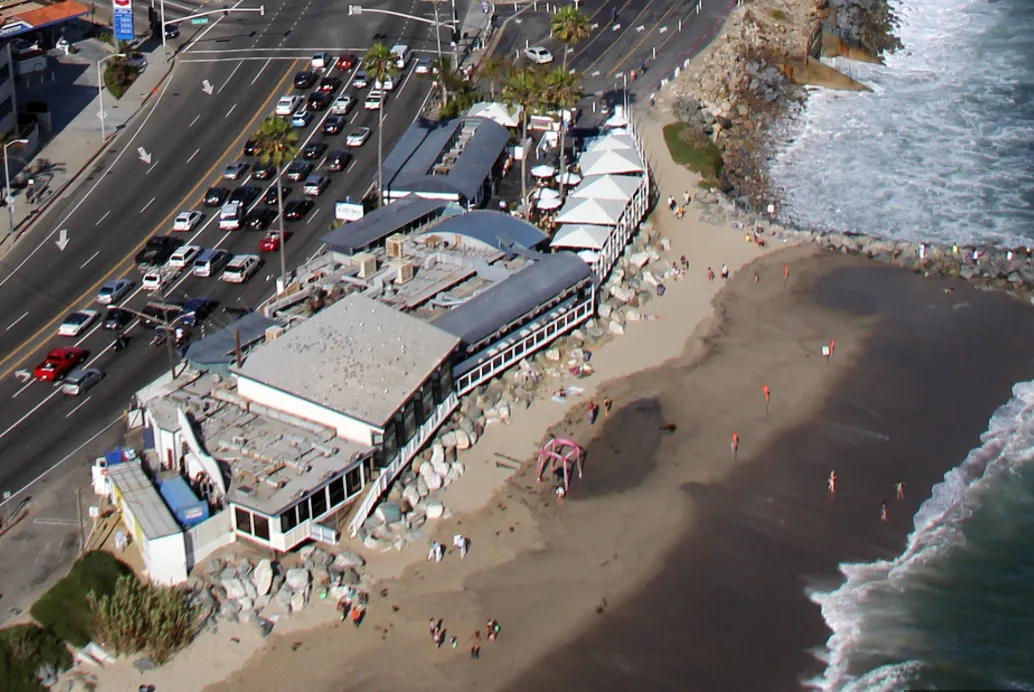 Gladstones To Become The Largest Heart Attack Grill in the United States