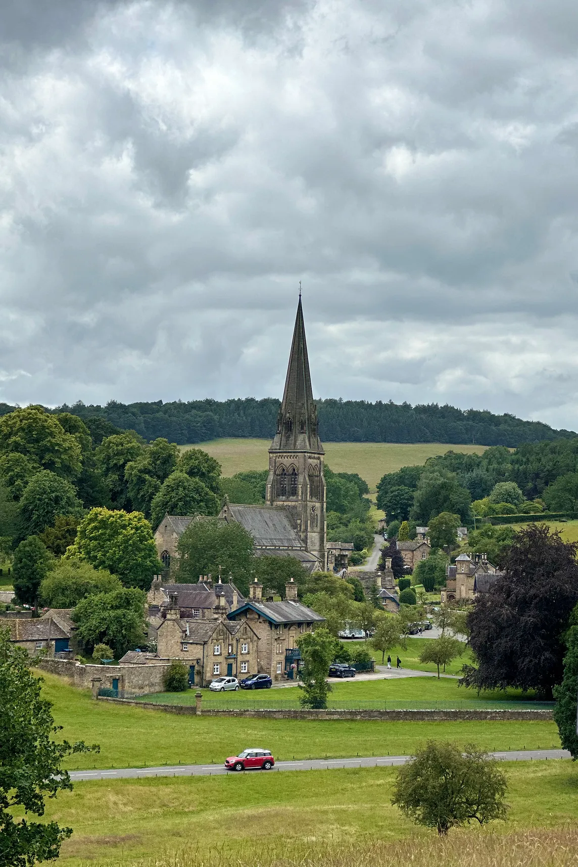 Is Edensor As Beautiful As We Imagine?