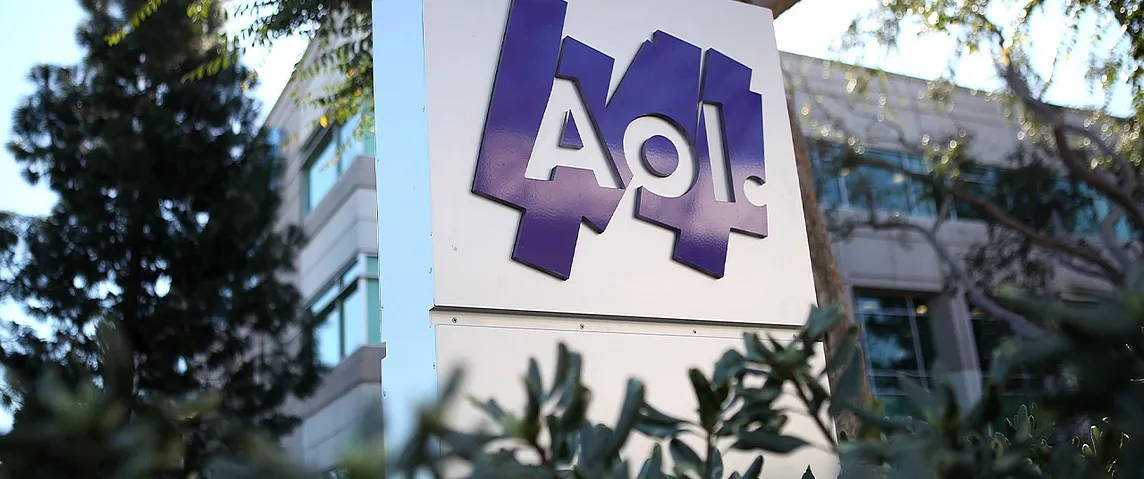 How AOL Changed the Way We Use the Internet: A Retrospective