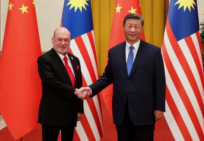 Sultan Ibrahim of Johor and Xi Jinping