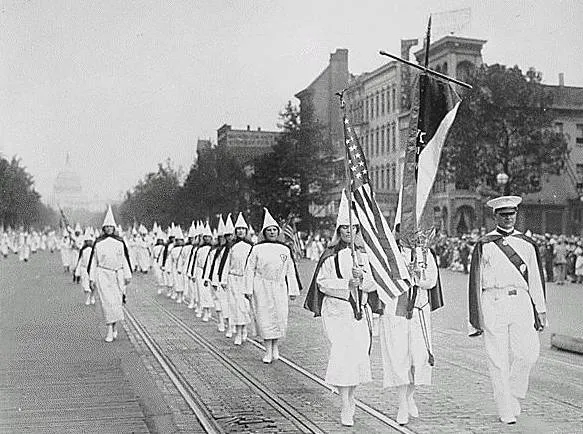 The Women of the Ku Klux Klan