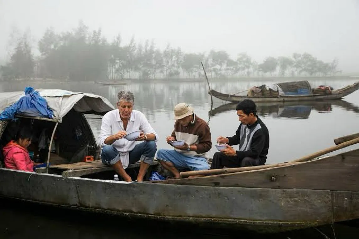 Anthony bourdain social circle