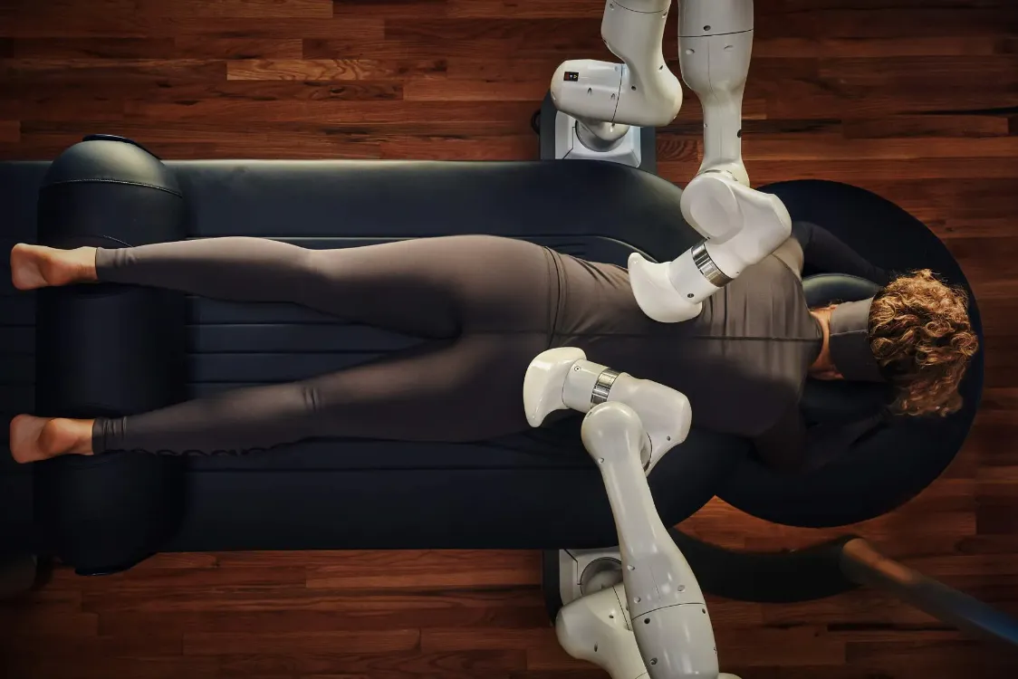 Aescape’s Robotic Massage Technology: Elevating Gym Offerings for Business Growth.