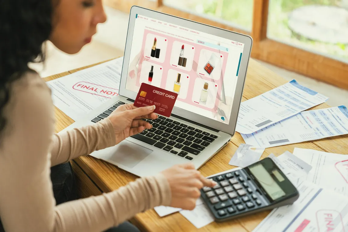Personalized Pricing: B2B and B2C Customer Loyalty in Spurtcommerce Marketplace Solution