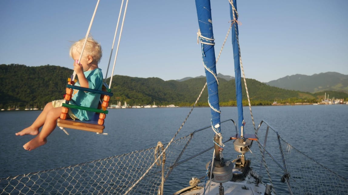 Quem nos navega é o mar: relato de uma aventura a bordo de um veleiro