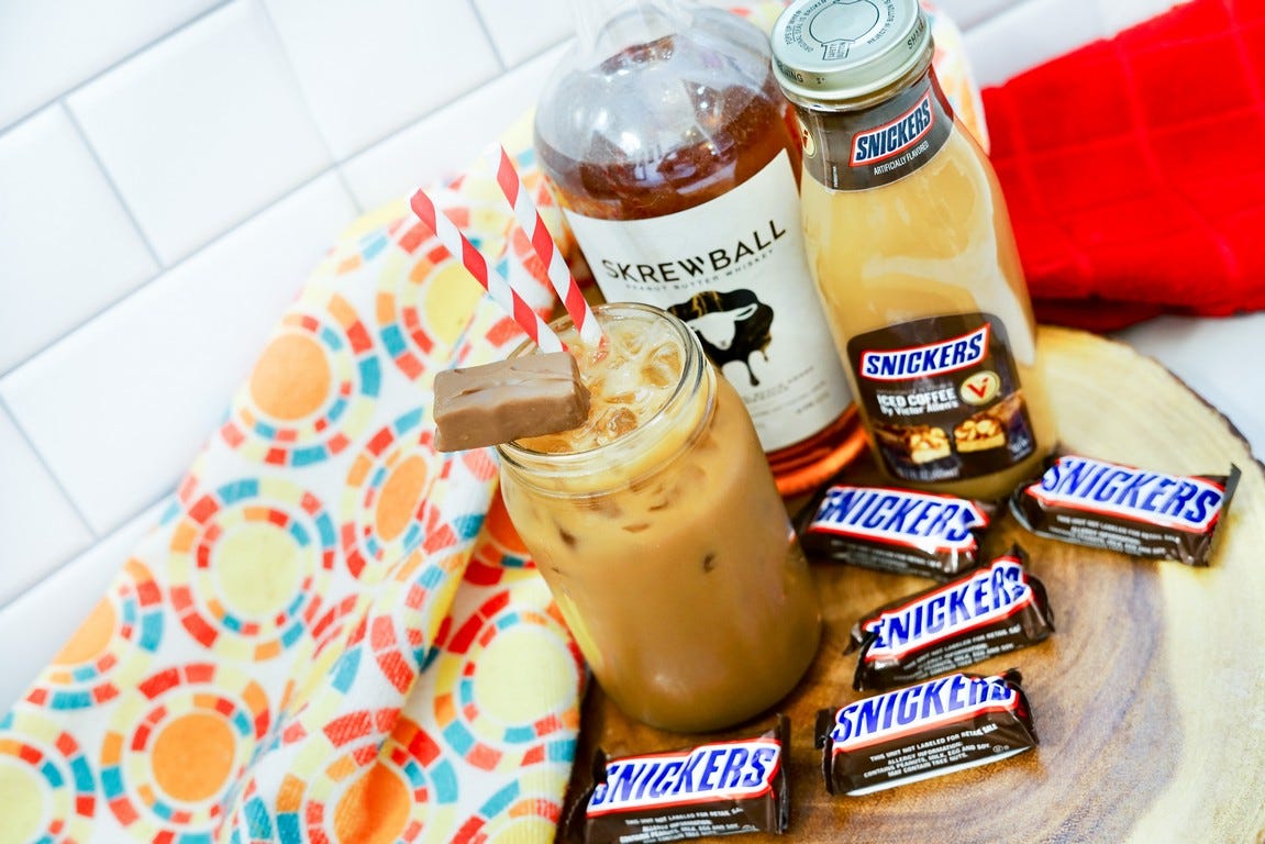 How to Make the Perfect Snickers Chocolate Milkshake at Home?