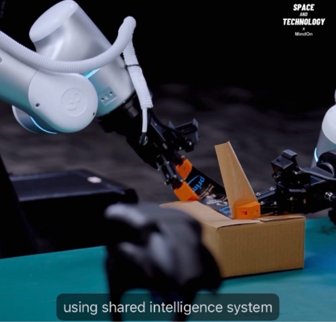 The Future of Industrial Robotics May Be Teams of Robots, Not Individual Machines