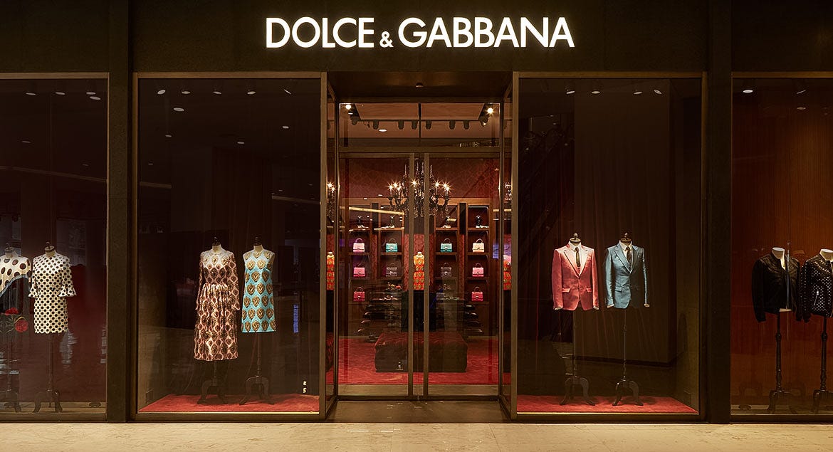 Marka Krizi Nasıl Çıkartılır: Dolce&Gabbana | by Gamze Nurluoğlu | Medium