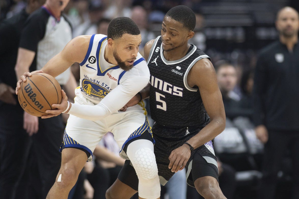 LeetCode 22. Generate Parentheses — JavaScript Traveling Light Taipei