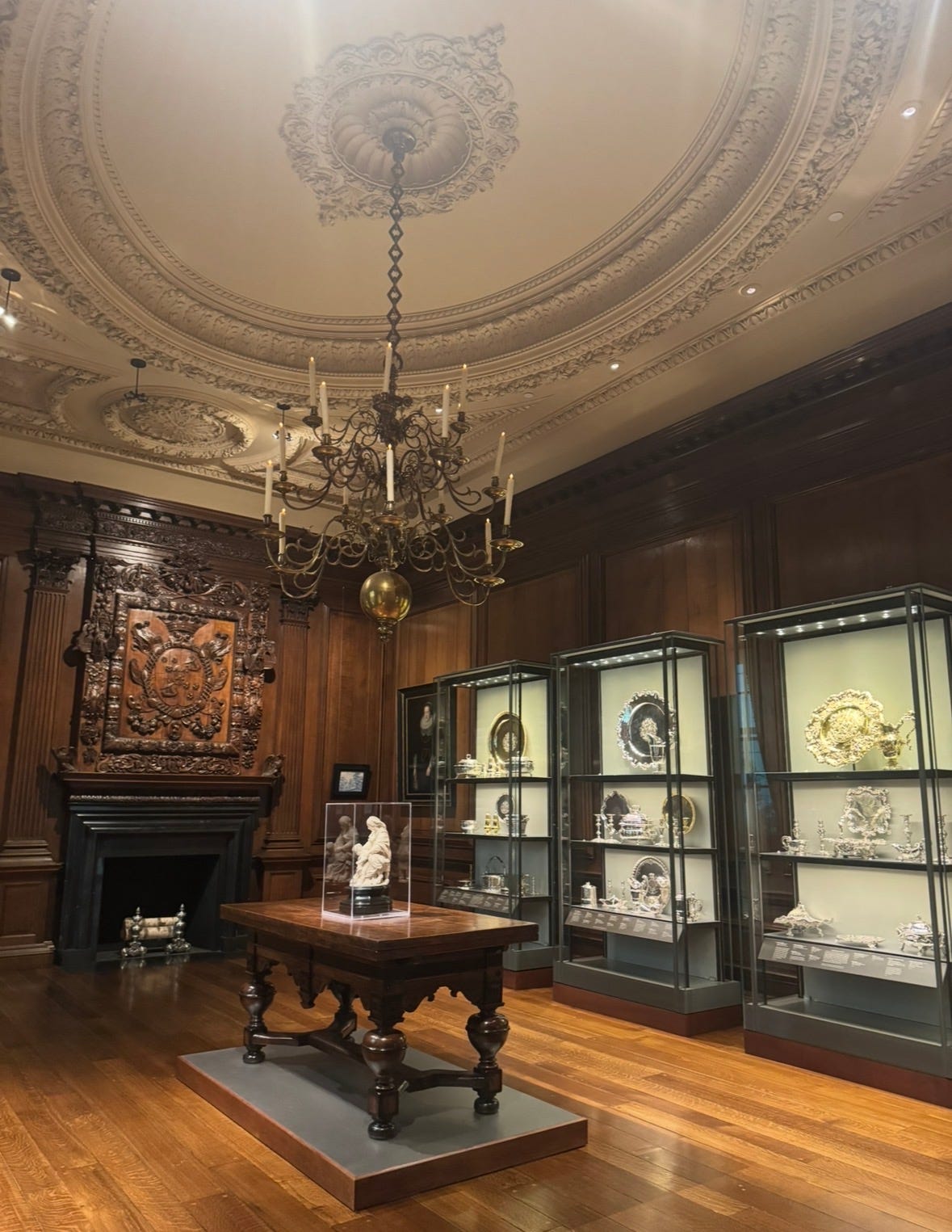 Analyzing the Hamilton Palace Dining Room