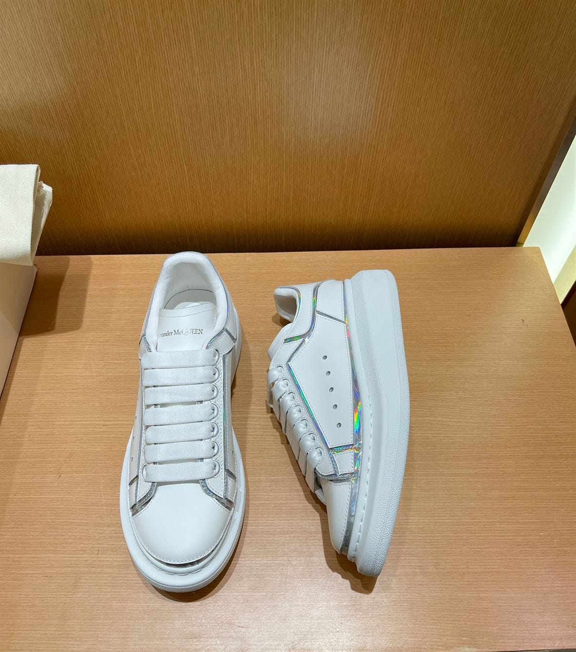 discount sneakers websites