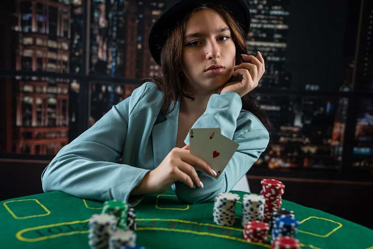 Psychology of Gambling and Understanding the Science Behind Risk-taking —  Bonus Crown | by Chelsea Parker | Medium