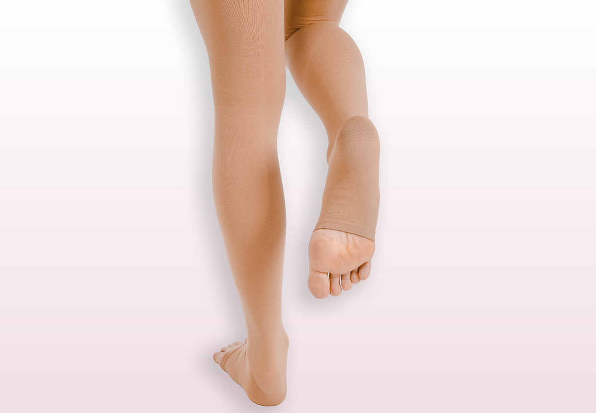 How You Can Choose The Right Thigh High Compression Stockings For