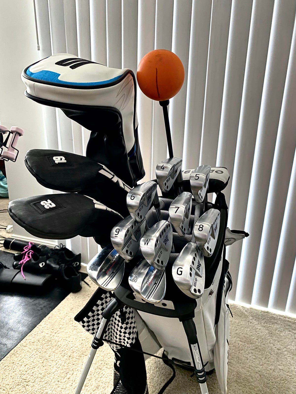 Best 14 Slot Golf Bag Carry Your Clubs in Style! by Farzana Farzu