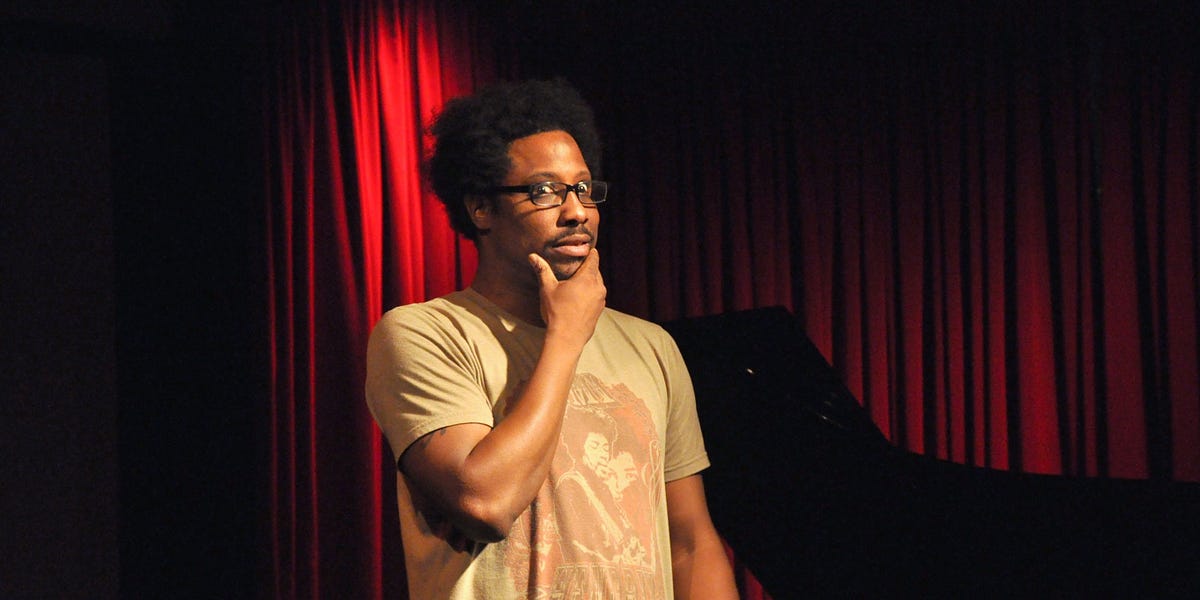 Image of: W. Kamau Bell Calls Out Berkeley Cafe for Racism, Owner Calls For Public Forum — The Bold Italic — San Francisco