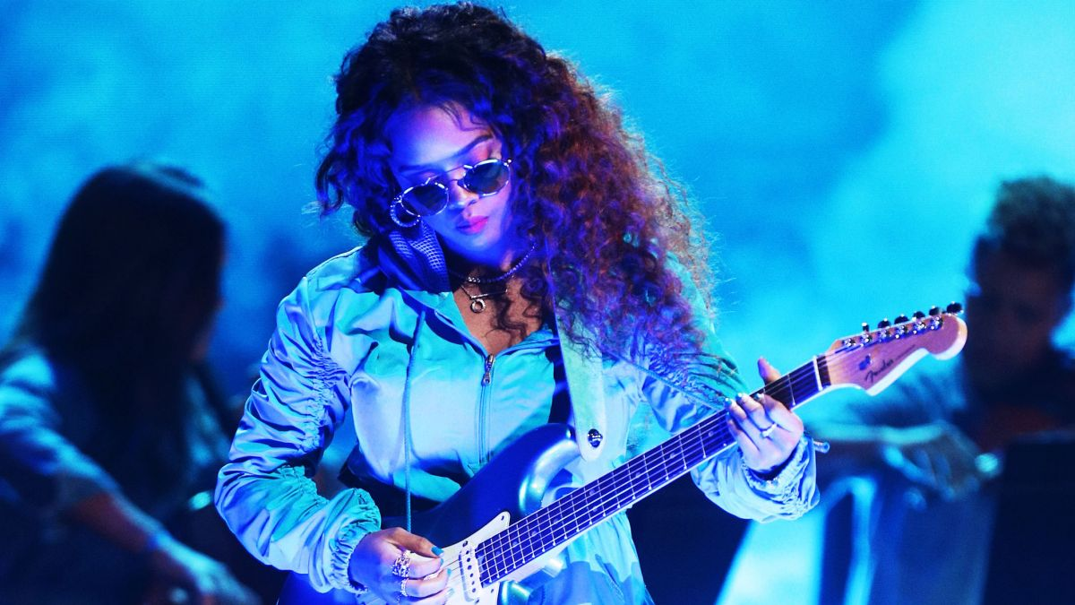 What Makes her, H.E.R.: H.E.R.’s evolution from child prodigy to R&B ...