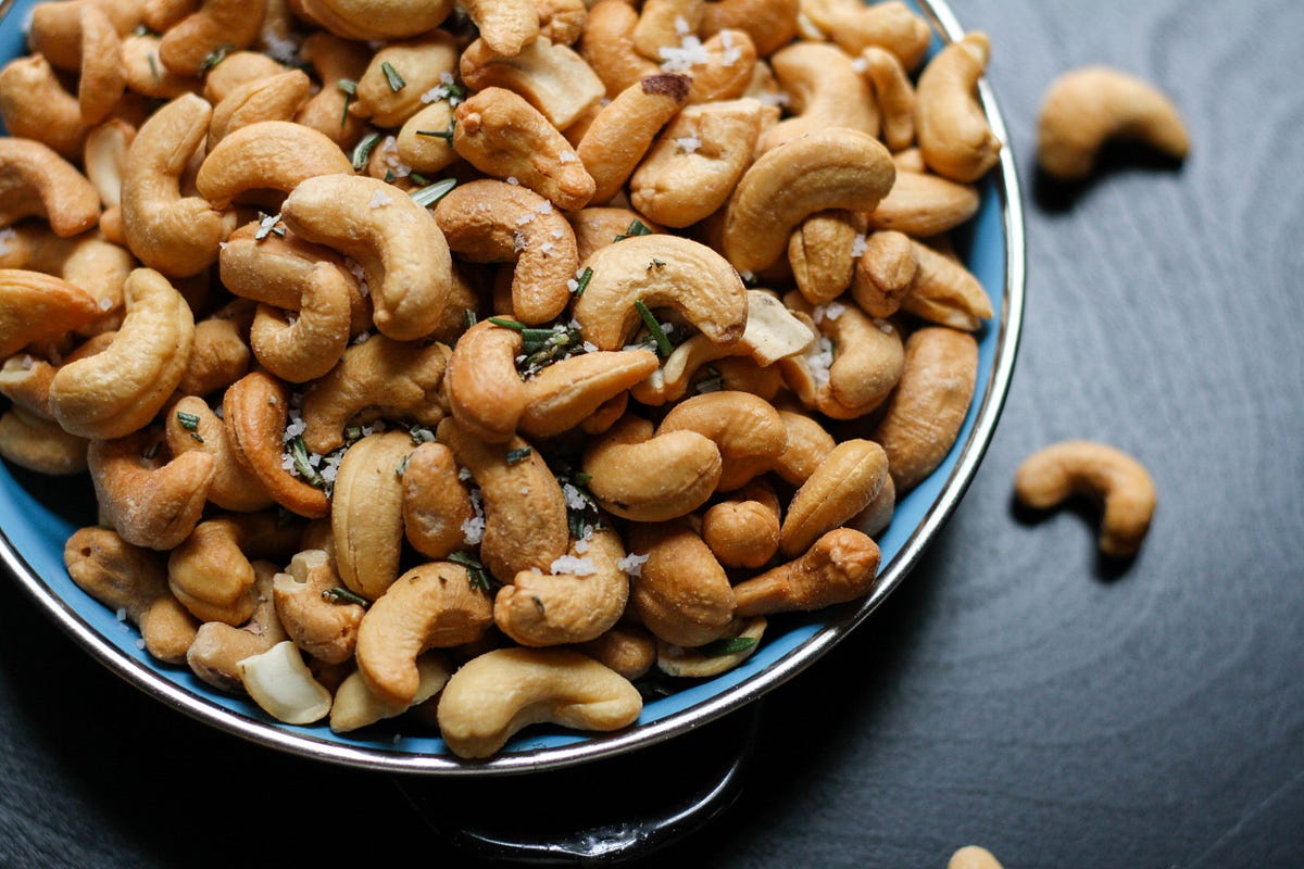 Discover the Amazing Benefits of Eating 18 Cashews Per Day! by SIMO