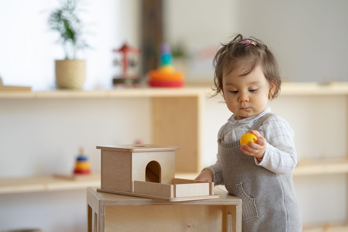 Exploring the Pros and Cons of the Montessori Method Is It the Right Choice for Your Family? Or