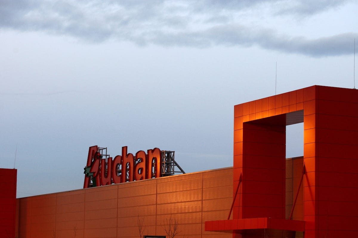 Auchan trece la magazine full self-service în România