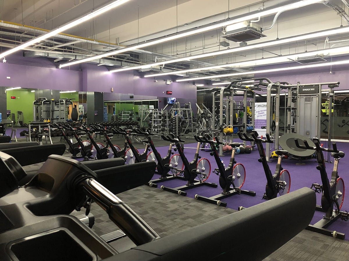 The Genius of Fitness Sponsoring New Year’s Eve by Erik Brown