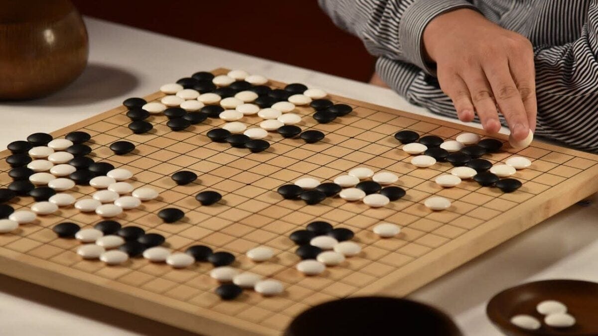 How to Think During the Middle Game in Go