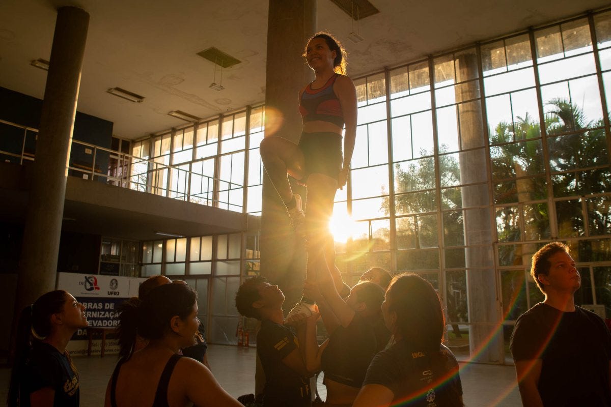 Atléticas universitárias incentivam difusão do esporte entre alunos