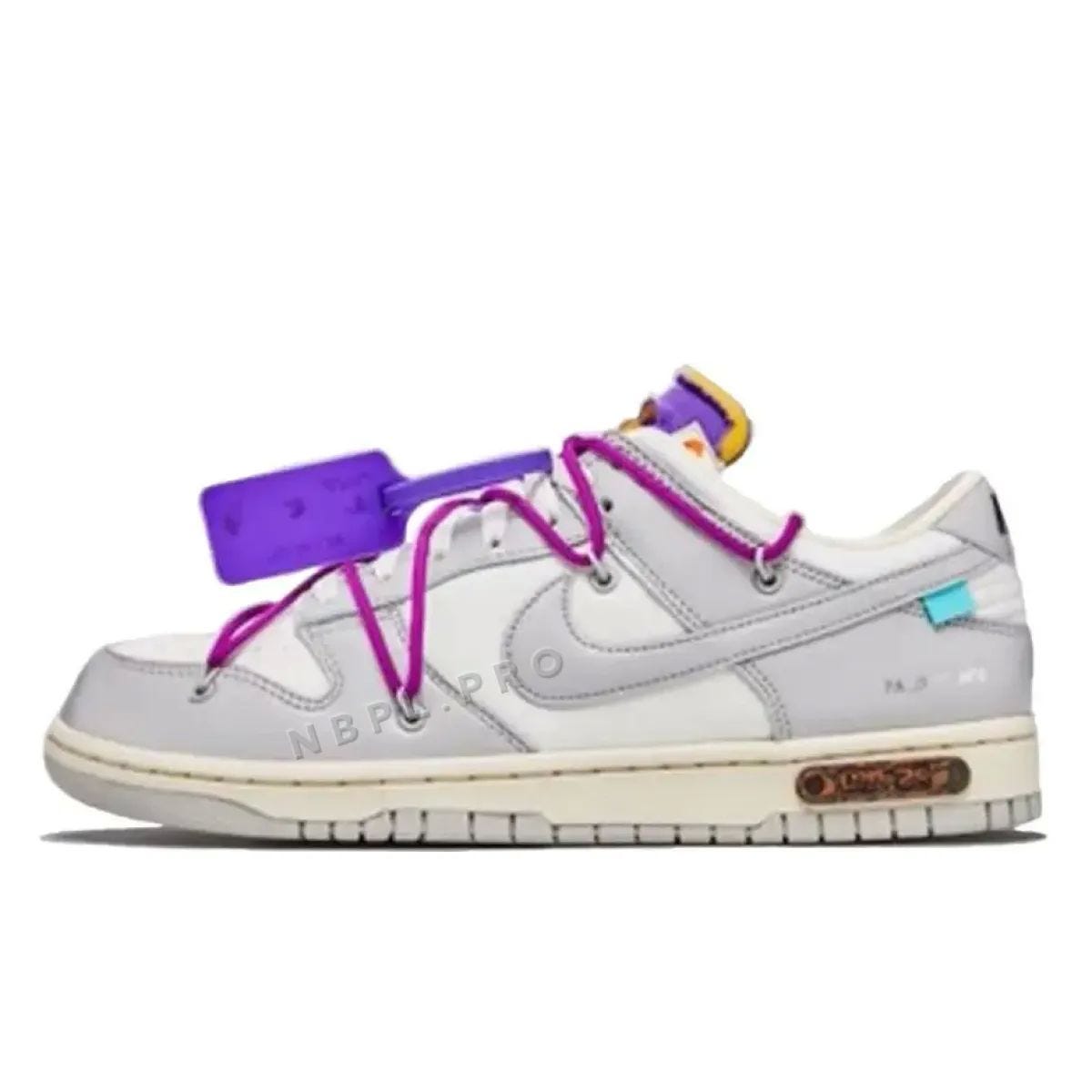 sail off white dunks