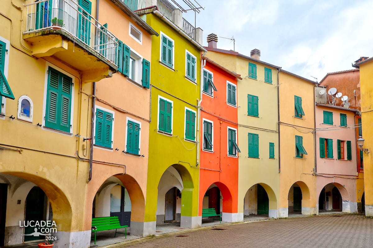 Il borgo rotondo di Varese Ligure