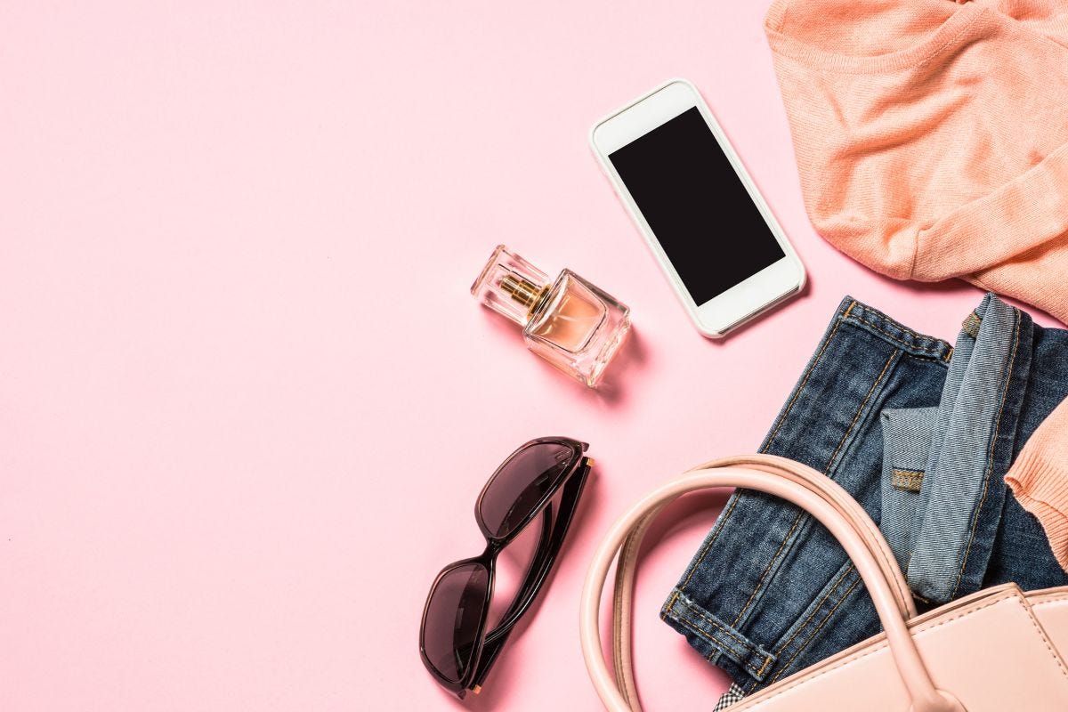 5 Best Women’s Perfumes for The Workplace by Mark Costelo Medium