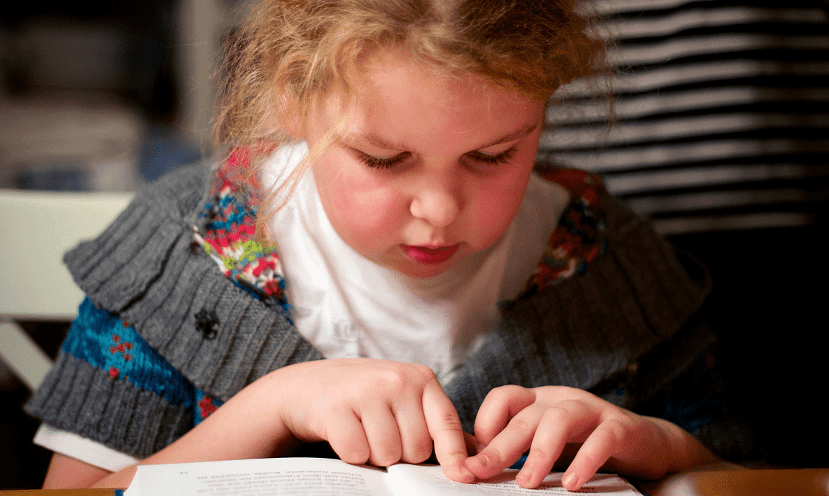 10 Tips to Help Children with Dysgraphia - Focus and Read