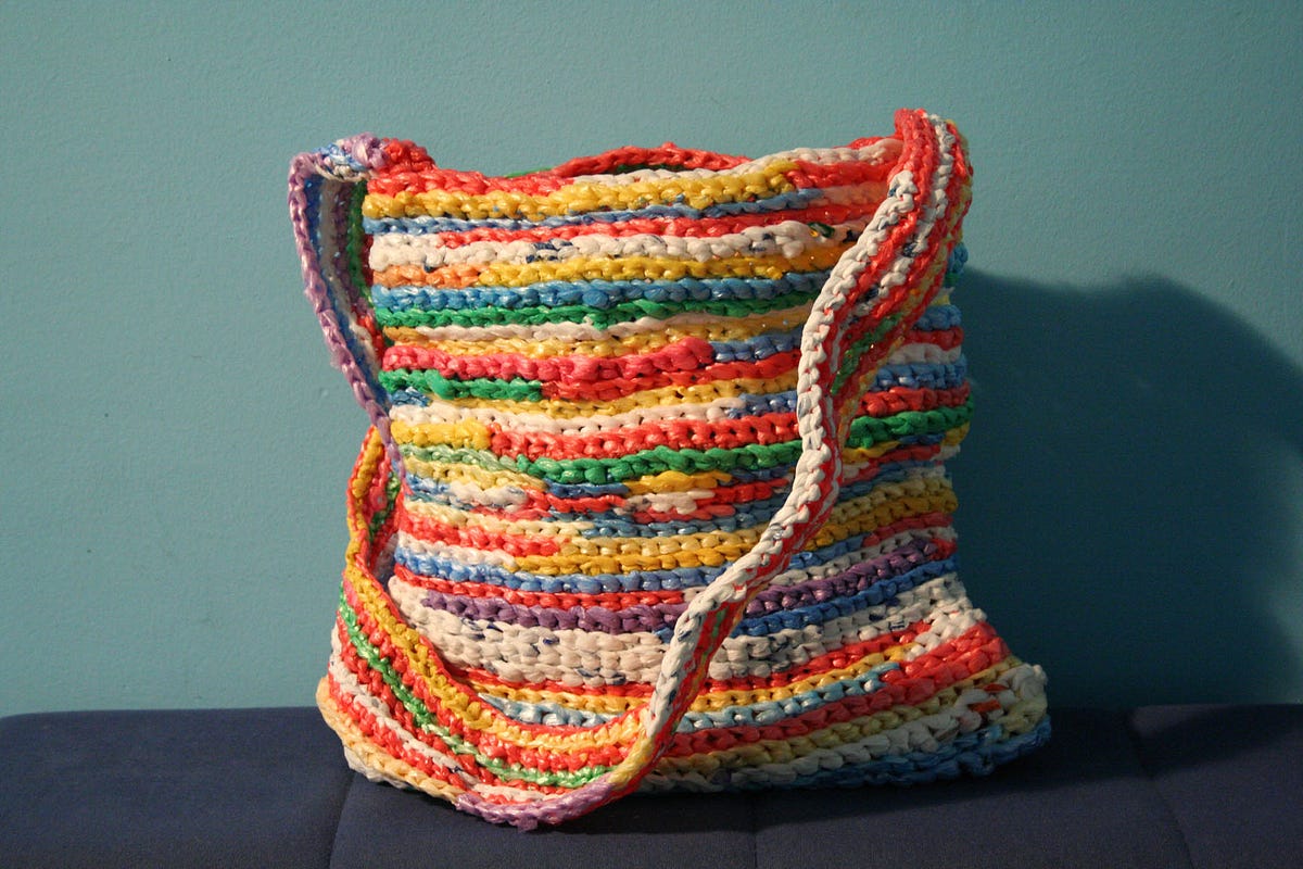 Plarn: eco-friendly knitting. The Pinterest-popular plastic-bag based… | by  adrianna j | Medium