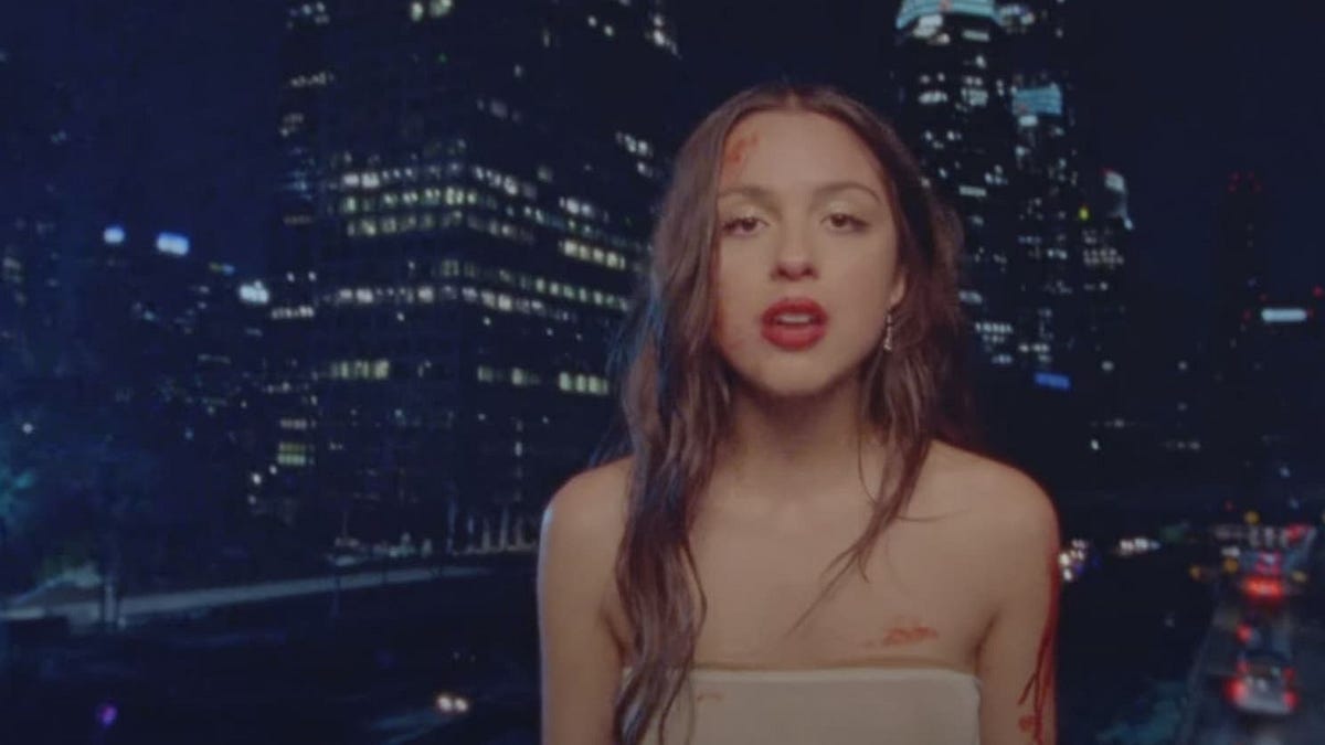 Olivia Rodrigo’s “Vampire” To Remain 1 On Pop Radio Chart; “bad idea right?” Headed For Top 20
