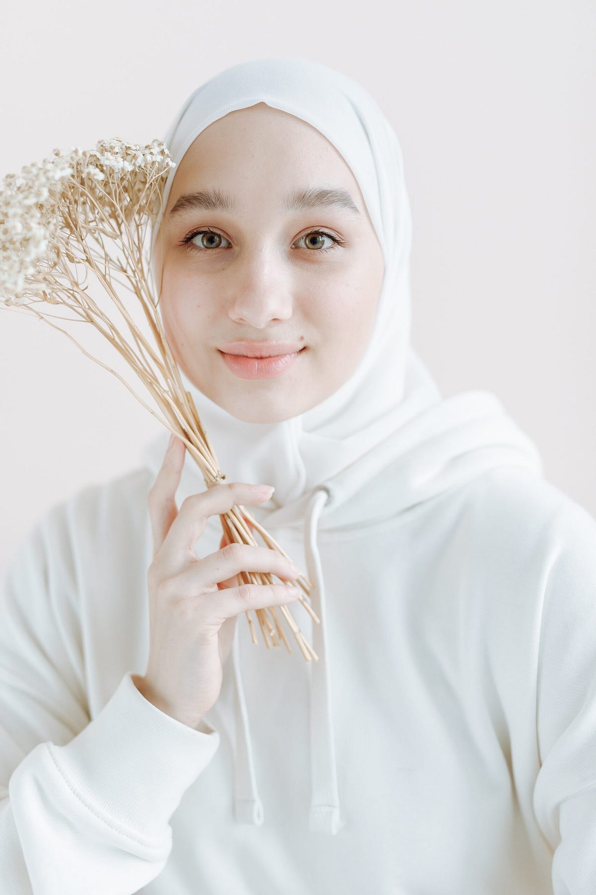 How To Choose The Right Hijab For Your Face Shape Diakhalid Medium