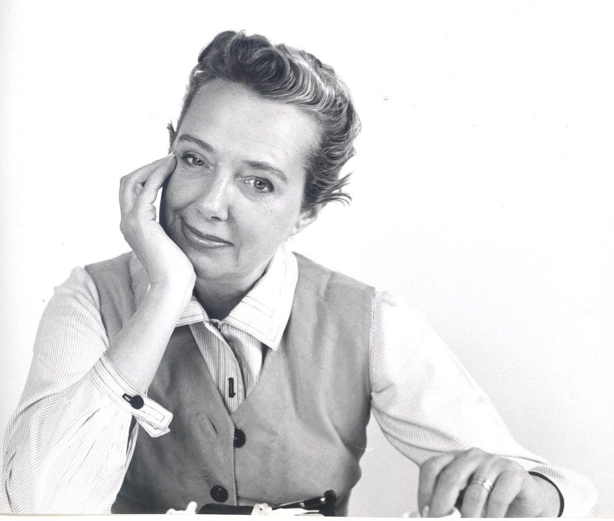 Women in History: Claire McCardell Created The American Look for the  Fashion Industry - Lioness Magazine