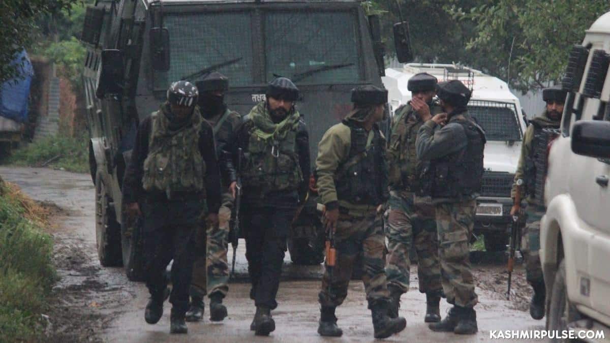 Two IEDs diffused by security forces in Kulgam
