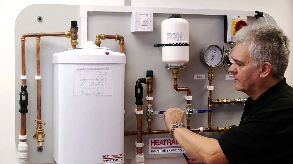 How does a combi boiler’s heat exchanger work? Combi Boiler Medium