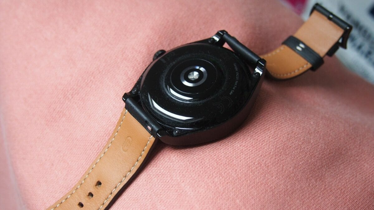 Stylish Men’s Watch Holder: Organize Your Timepieces