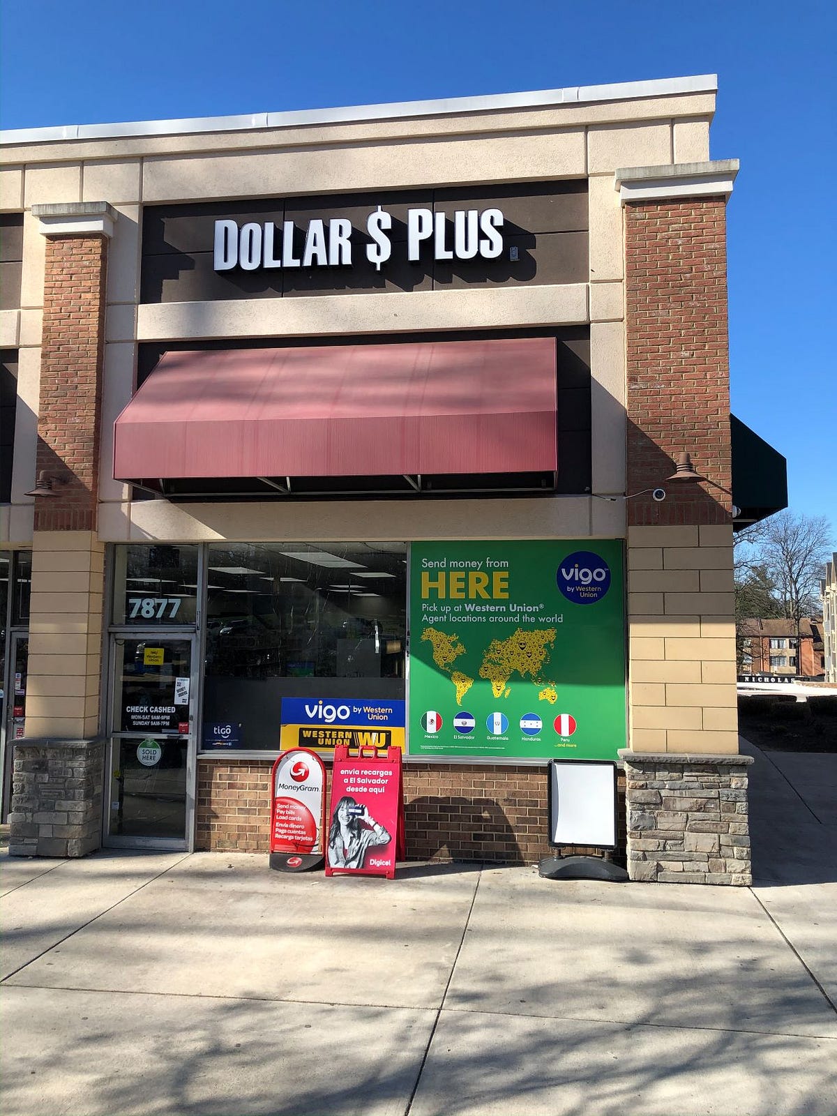 Tips for Making Your Strip Mall Signage Stand Out, Vibrant and Attract