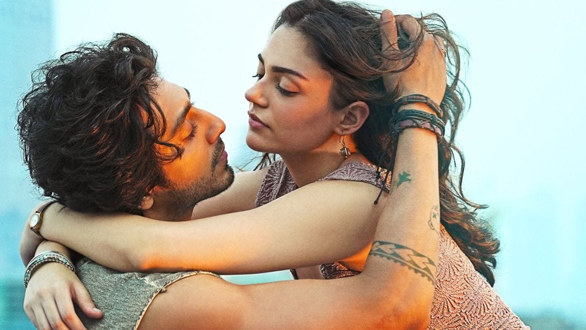 Saiyaara Twitter Review: Ahaan Panday & Aneet Padda’s Debut Leaves Netizens Swooning