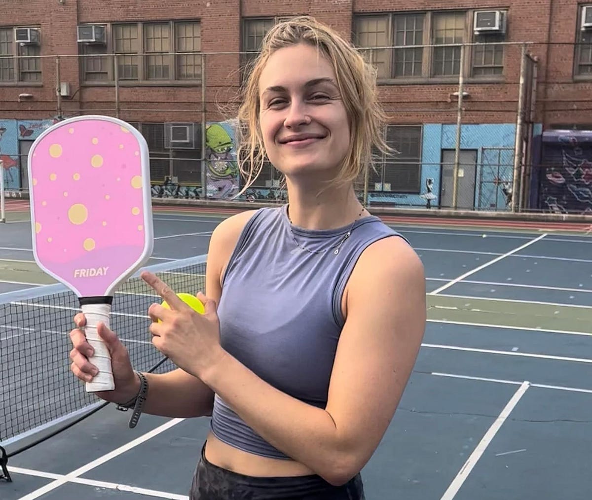 Is the Friday Pickleball Paddle a Good Choice for Beginners?