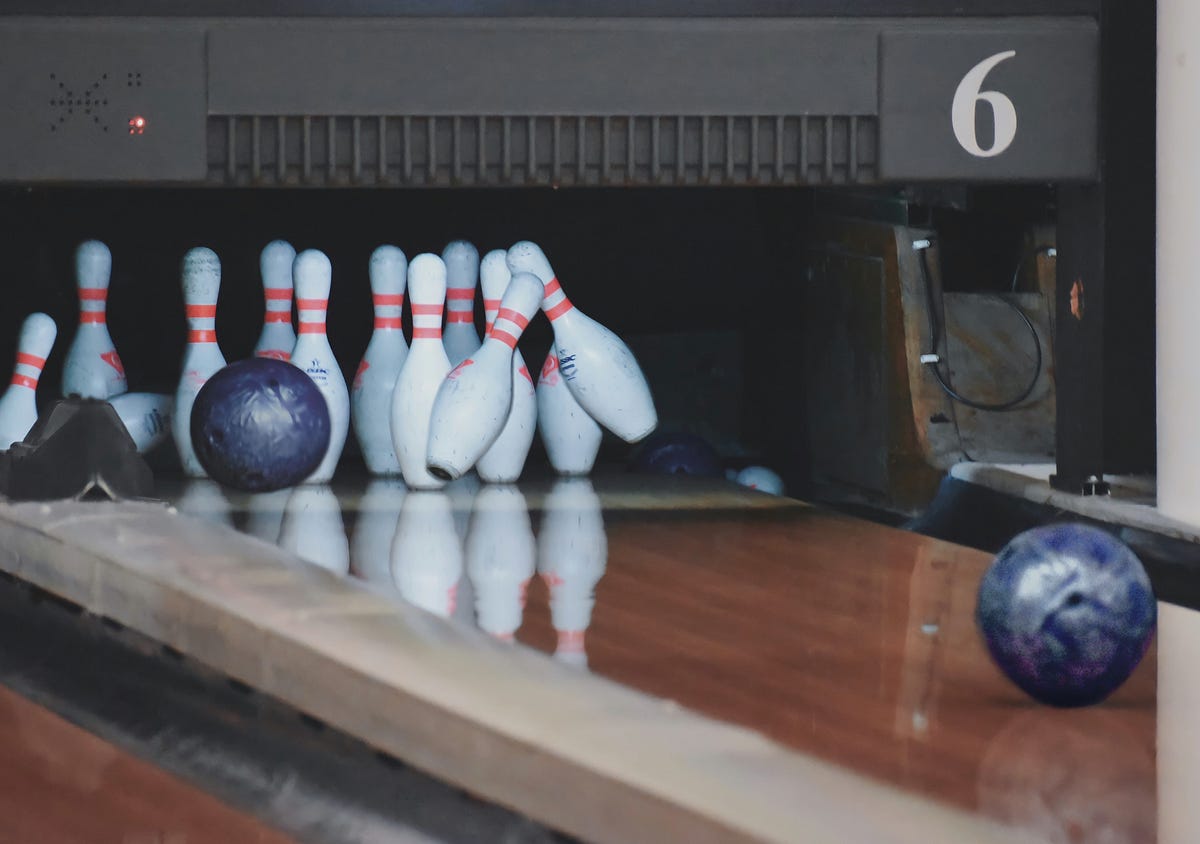 Create a Bowling Game in p5.js. Program a simple and fun bowling game