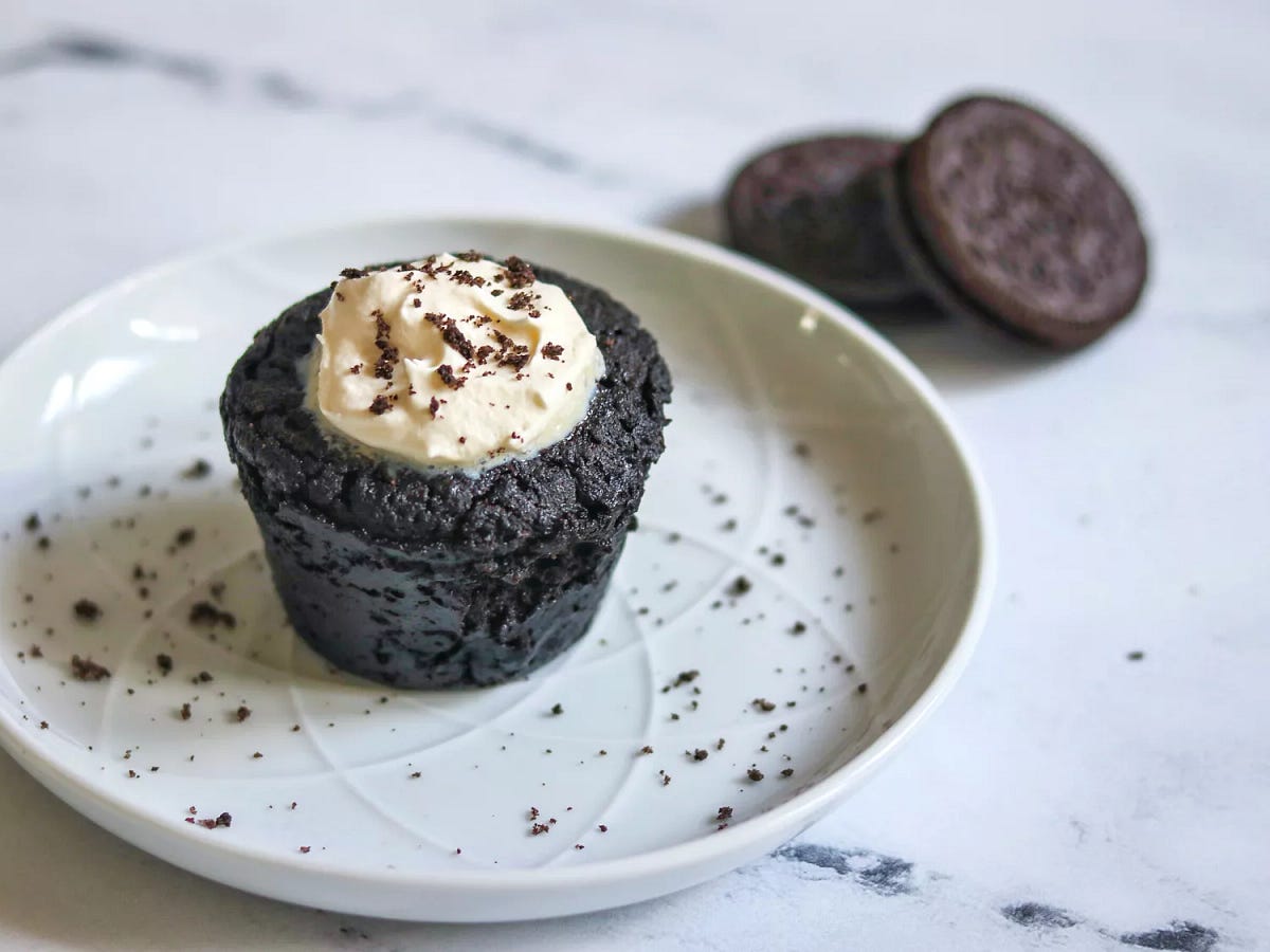 Oreo Mug Cake Recipe. This viral 3-ingredient Oreo mug cake… | by Los ...