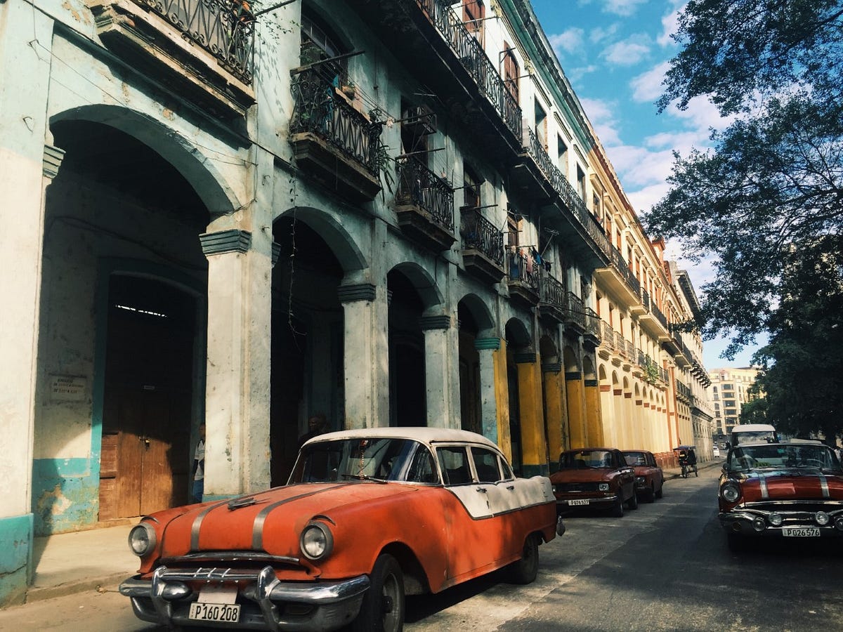 Travel Back In Time In Cuba. Vibrant and colourful Cuba  by Aarti Tailor  In Living Color 