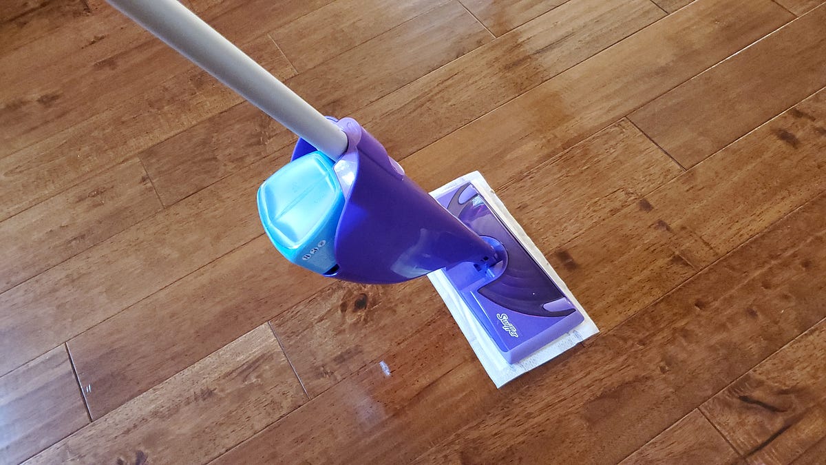 Is Swiffer’s Wetjet Safe for Pets? by Thomas Smith DIY Life Tech