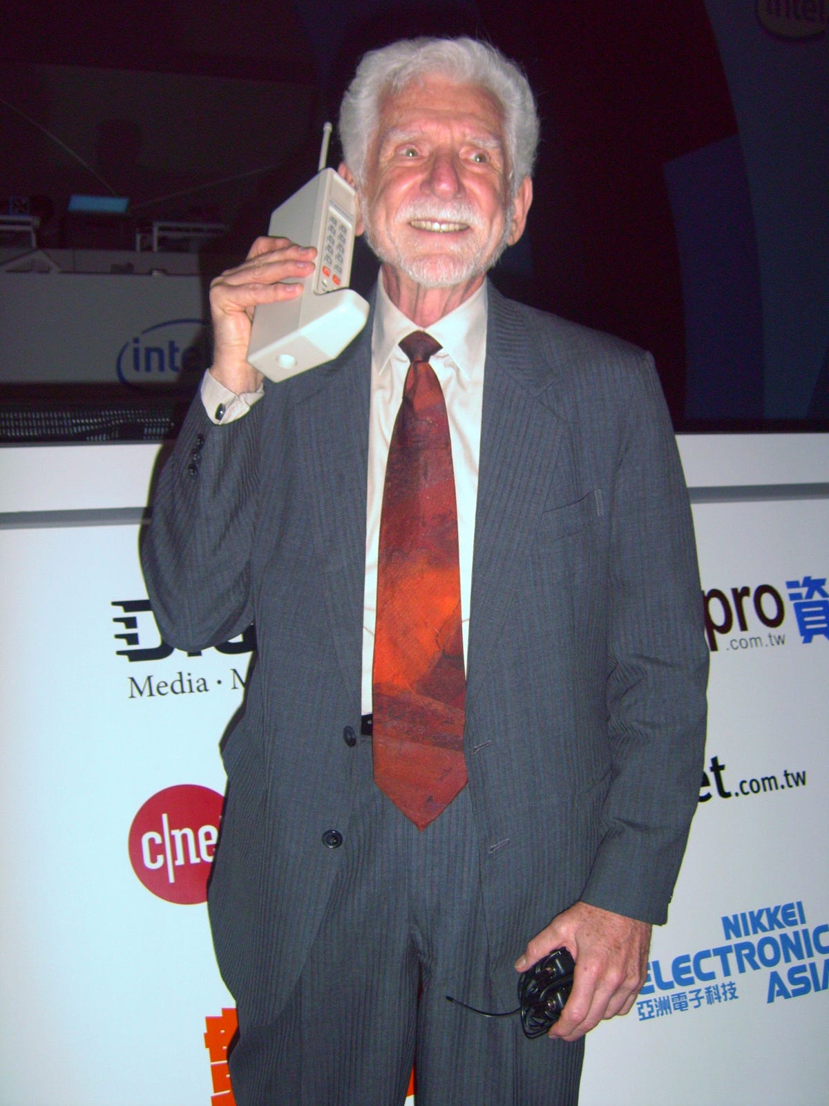 Did Martin “Marty” Cooper invent the cellphone?